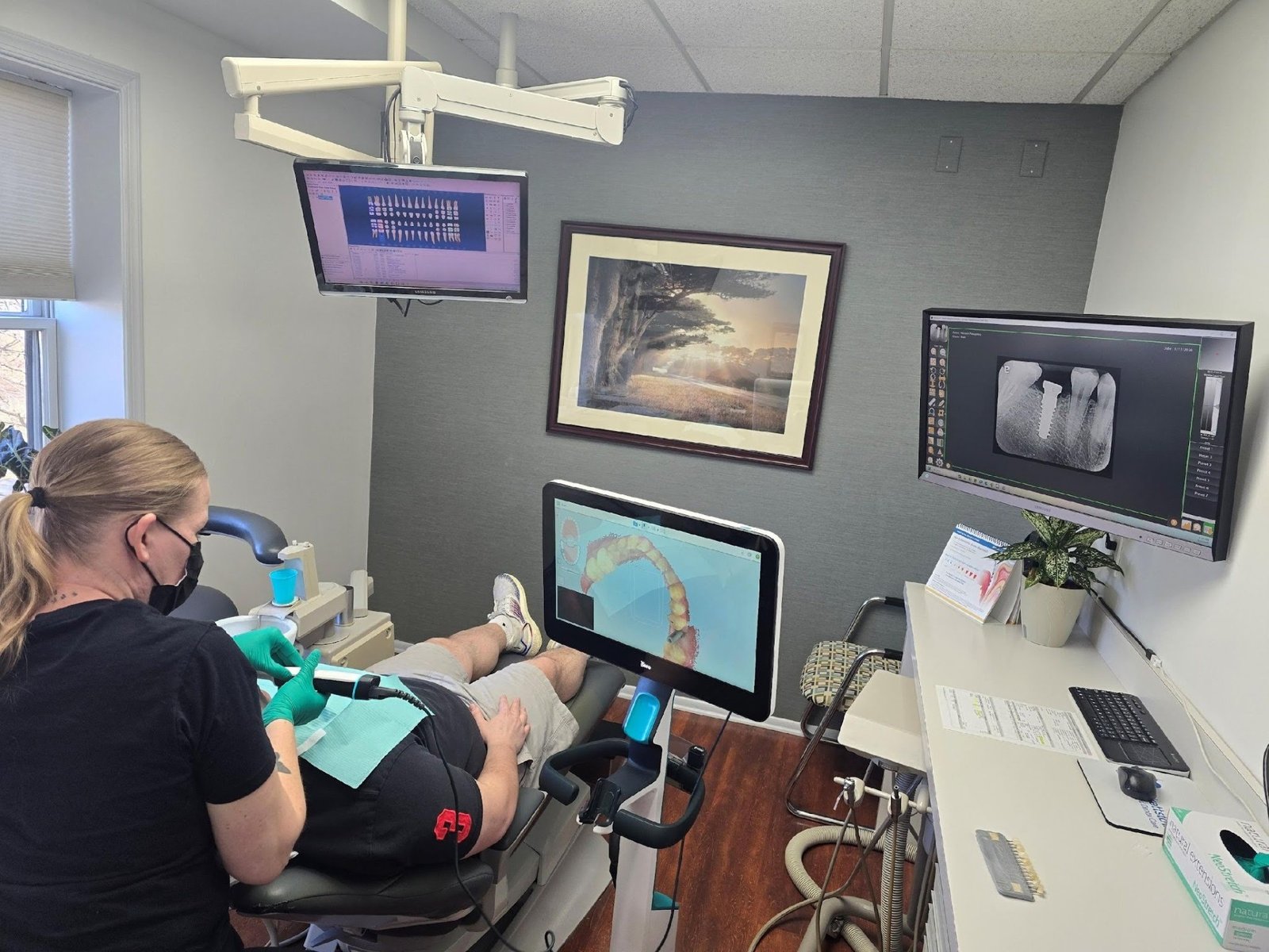 iTero Lumina in action Is CEREC Right for You